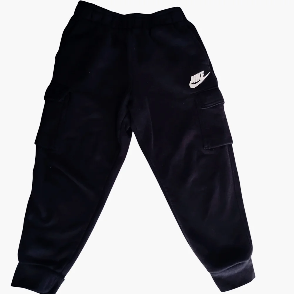 Nike Black Cargo Sweatpants - Picture 3 of 11